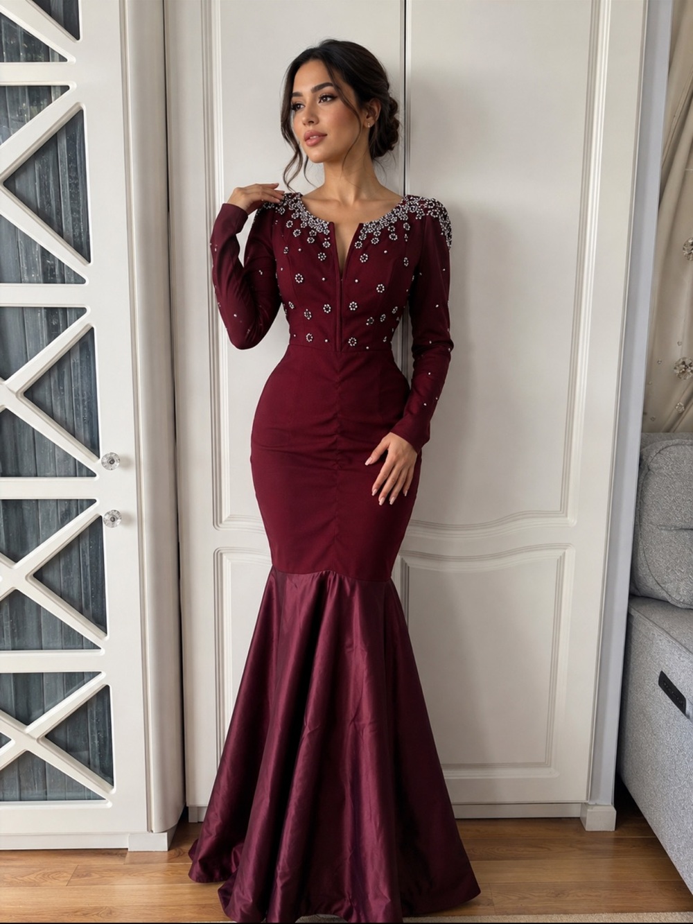 Elegant Burgundy Beaded Mermaid Evening Dress